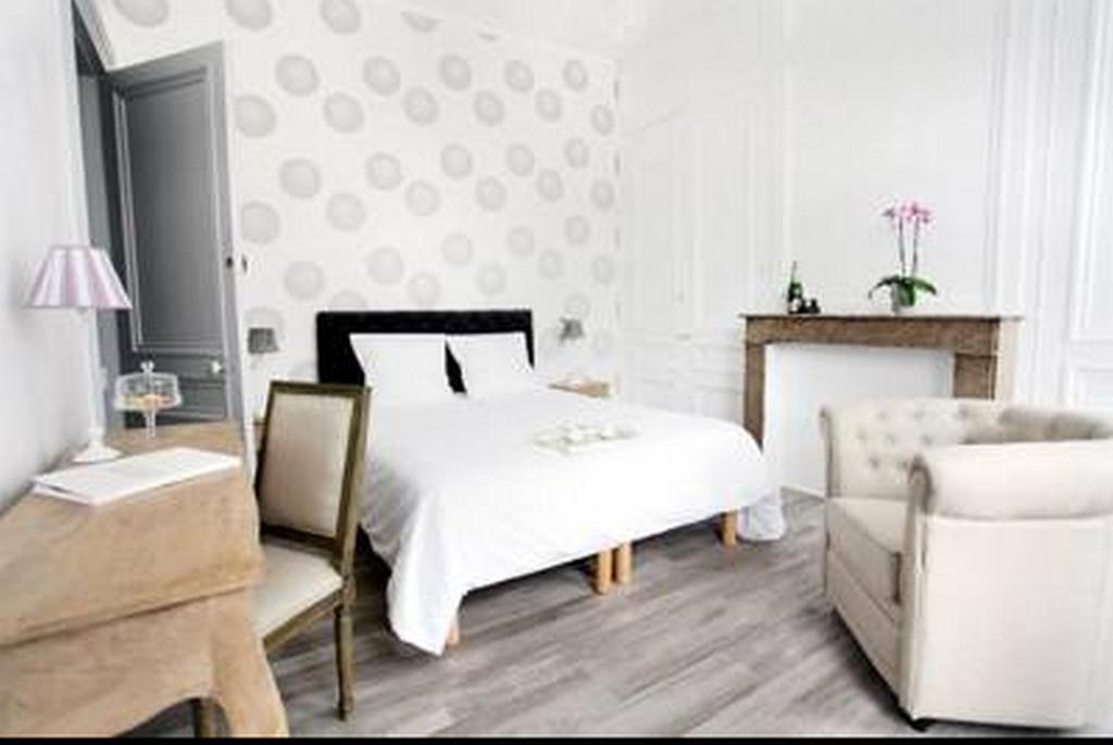 La Cle D'Opale Bed and Breakfast Calais Eksteriør billede